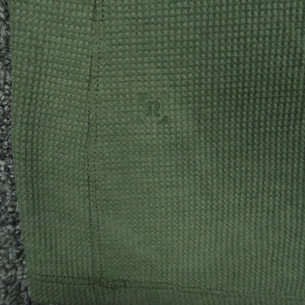 Lululemon Hoodie Mens Medium Green Waffle Knit Pullover Long Sleeve Lightweight - Picture 3 of 7